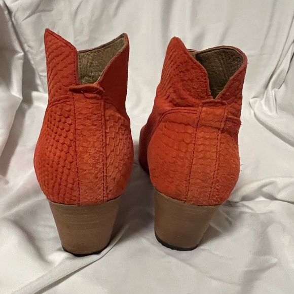 H by Hudson Snake Print Orange Ankle Boots 8 - Picture 3 of 5